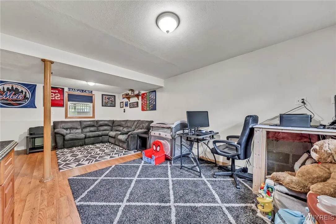 140 Harding Road, Amherst, New York 14221, Amherst, New York 14221, 3 Bedrooms Bedrooms, 8 Rooms Rooms,2 BathroomsBathrooms,Residential,Closed,140 Harding Road, Amherst, New York 14221,B1611075