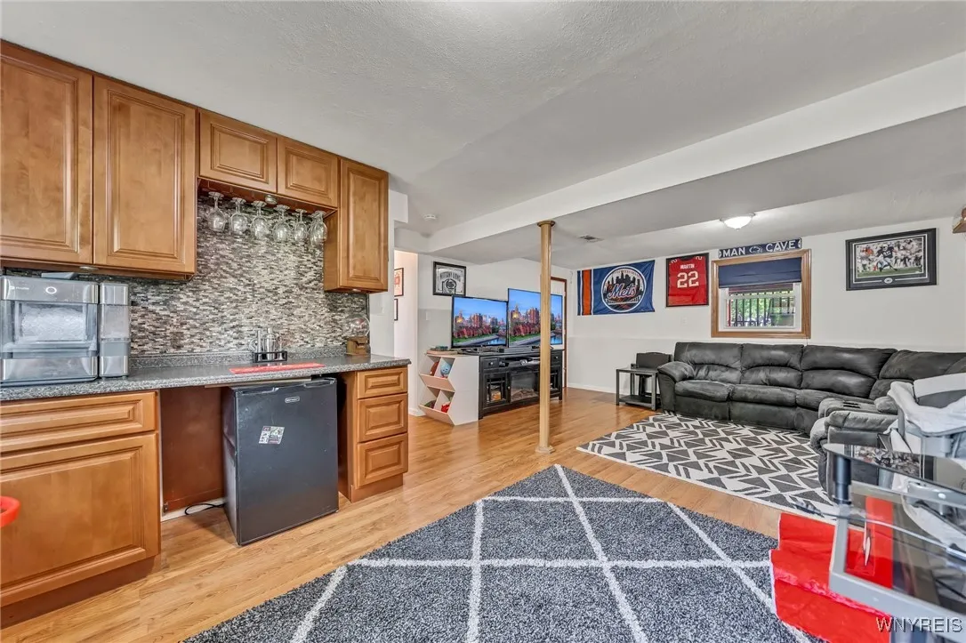 140 Harding Road, Amherst, New York 14221, Amherst, New York 14221, 3 Bedrooms Bedrooms, 8 Rooms Rooms,2 BathroomsBathrooms,Residential,Closed,140 Harding Road, Amherst, New York 14221,B1611075