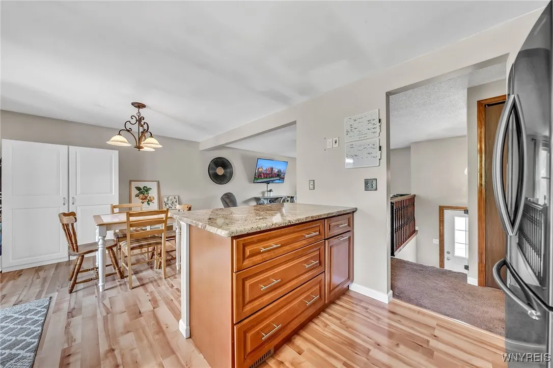 140 Harding Road, Amherst, New York 14221, Amherst, New York 14221, 3 Bedrooms Bedrooms, 8 Rooms Rooms,2 BathroomsBathrooms,Residential,Closed,140 Harding Road, Amherst, New York 14221,B1611075