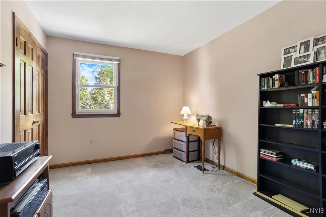 3 Landgrove Drive, Manlius, New York 13066, Manlius, New York 13066, 4 Bedrooms Bedrooms, 9 Rooms Rooms,2 BathroomsBathrooms,Residential,Closed,3 Landgrove Drive, Manlius, New York 13066,S1611828