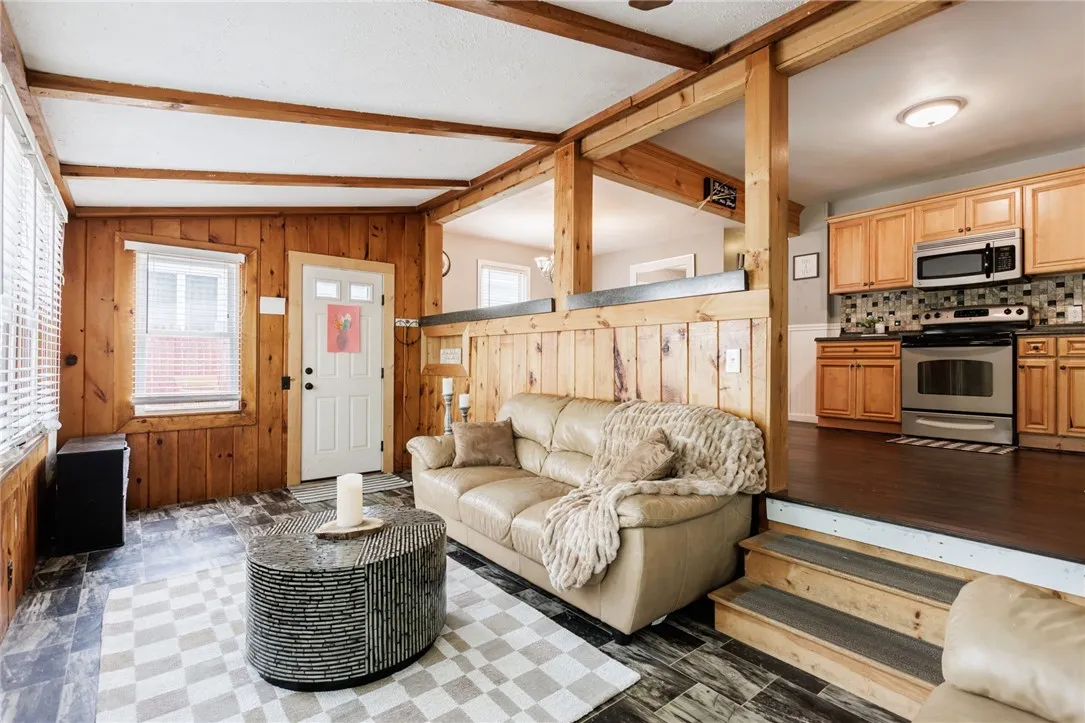241 Lake Breeze Road, Greece, New York 14616, Greece, New York 14616, 3 Bedrooms Bedrooms, 6 Rooms Rooms,1 BathroomBathrooms,Residential,Closed,241 Lake Breeze Road, Greece, New York 14616,R1611522