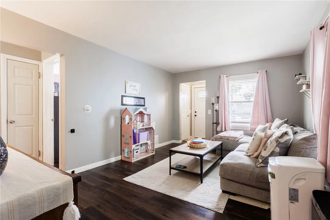 241 Lake Breeze Road, Greece, New York 14616, Greece, New York 14616, 3 Bedrooms Bedrooms, 6 Rooms Rooms,1 BathroomBathrooms,Residential,Closed,241 Lake Breeze Road, Greece, New York 14616,R1611522