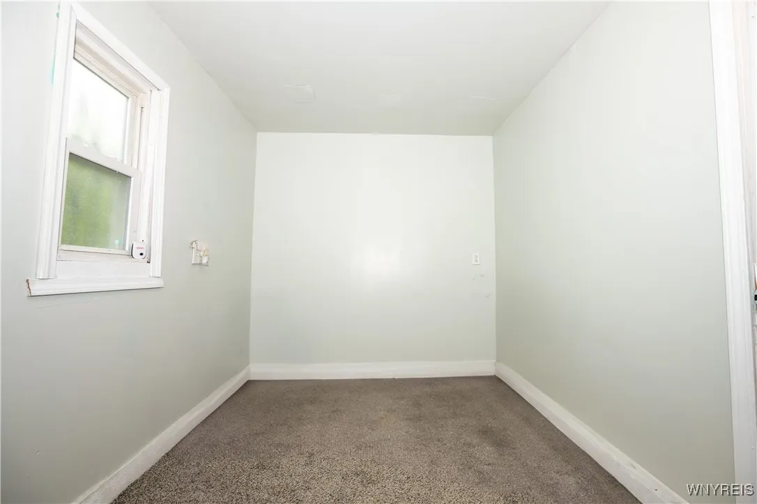 58 Bird Avenue, Buffalo, New York 14213, Buffalo, New York 14213, 5 Bedrooms Bedrooms, ,2 BathroomsBathrooms,Residential,For Sale,58 Bird Avenue, Buffalo, New York 14213,B1611490