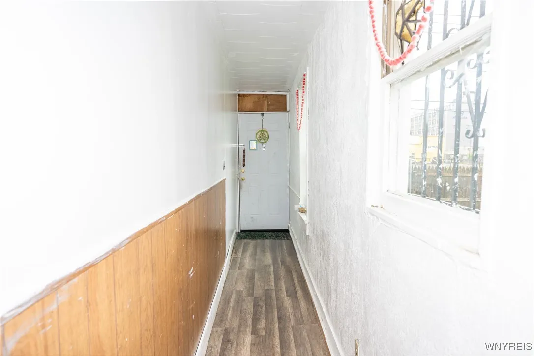 58 Bird Avenue, Buffalo, New York 14213, Buffalo, New York 14213, 5 Bedrooms Bedrooms, ,2 BathroomsBathrooms,Residential,For Sale,58 Bird Avenue, Buffalo, New York 14213,B1611490