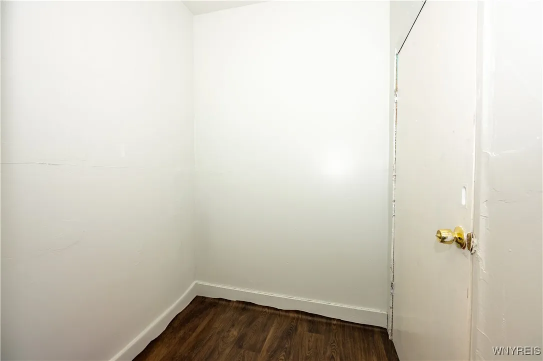 58 Bird Avenue, Buffalo, New York 14213, Buffalo, New York 14213, 5 Bedrooms Bedrooms, ,2 BathroomsBathrooms,Residential,For Sale,58 Bird Avenue, Buffalo, New York 14213,B1611490