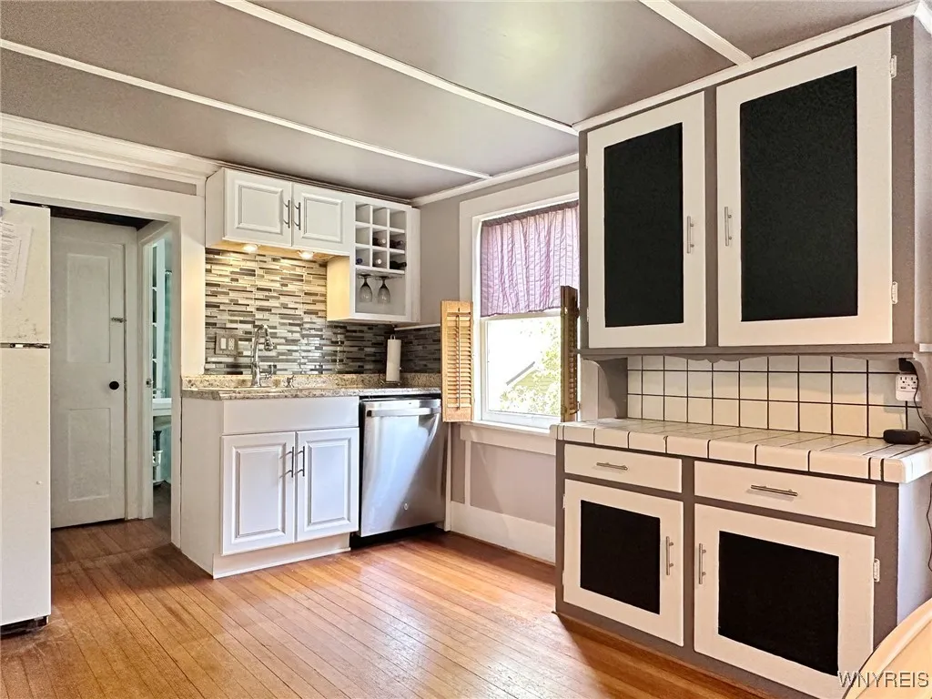 4 Park Road West, Castile, New York 14427, Castile, New York 14427, 3 Bedrooms Bedrooms, 8 Rooms Rooms,2 BathroomsBathrooms,Residential,For Sale,4 Park Road West, Castile, New York 14427,0,B1611710