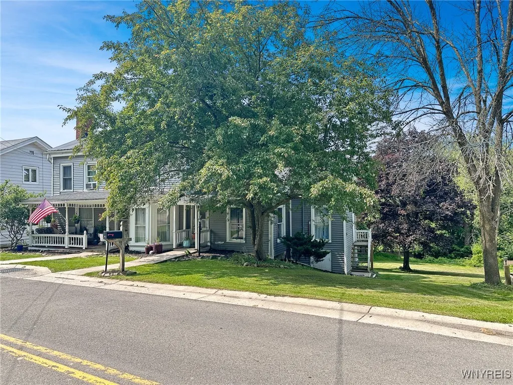 4 Park Road West, Castile, New York 14427, Castile, New York 14427, 3 Bedrooms Bedrooms, 8 Rooms Rooms,2 BathroomsBathrooms,Residential,For Sale,4 Park Road West, Castile, New York 14427,0,B1611710