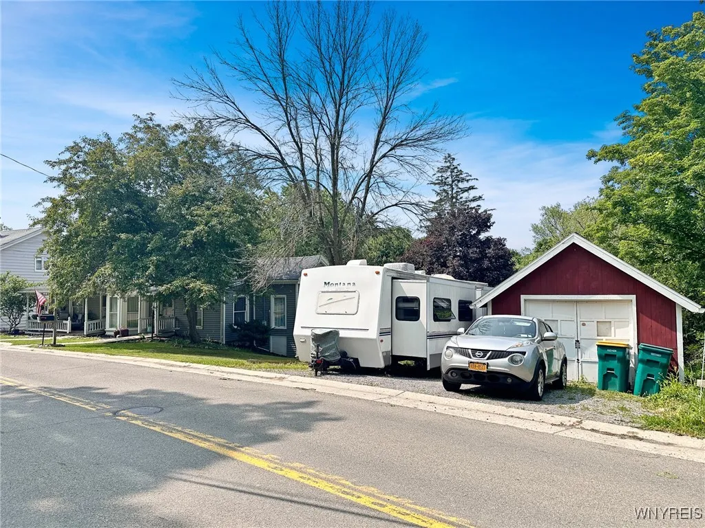 4 Park Road West, Castile, New York 14427, Castile, New York 14427, 3 Bedrooms Bedrooms, 8 Rooms Rooms,2 BathroomsBathrooms,Residential,For Sale,4 Park Road West, Castile, New York 14427,0,B1611710