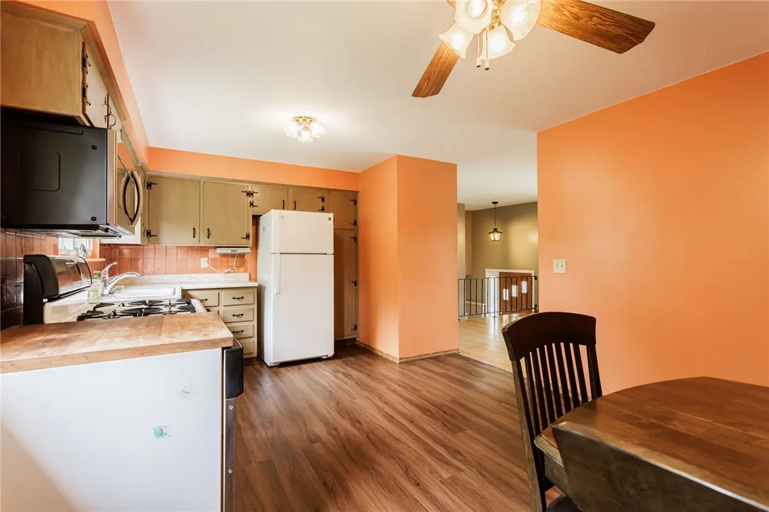153 Ballad Avenue, Greece, New York 14626, Greece, New York 14626, 3 Bedrooms Bedrooms, 7 Rooms Rooms,1 BathroomBathrooms,Residential,Closed,153 Ballad Avenue, Greece, New York 14626,R1612200