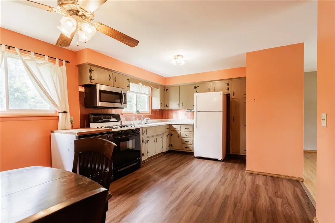 153 Ballad Avenue, Greece, New York 14626, Greece, New York 14626, 3 Bedrooms Bedrooms, 7 Rooms Rooms,1 BathroomBathrooms,Residential,Closed,153 Ballad Avenue, Greece, New York 14626,R1612200