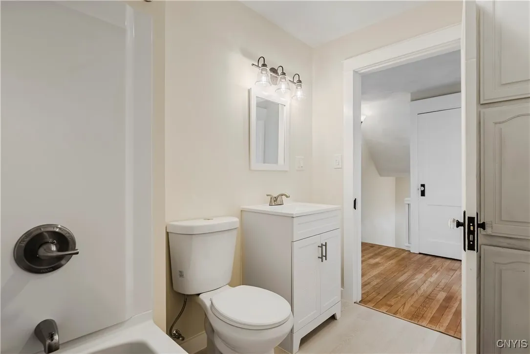 1915 Bradford Avenue, Utica, New York 13501, Utica, New York 13501, 4 Bedrooms Bedrooms, 8 Rooms Rooms,1 BathroomBathrooms,Residential,Closed,1915 Bradford Avenue, Utica, New York 13501,S1612147