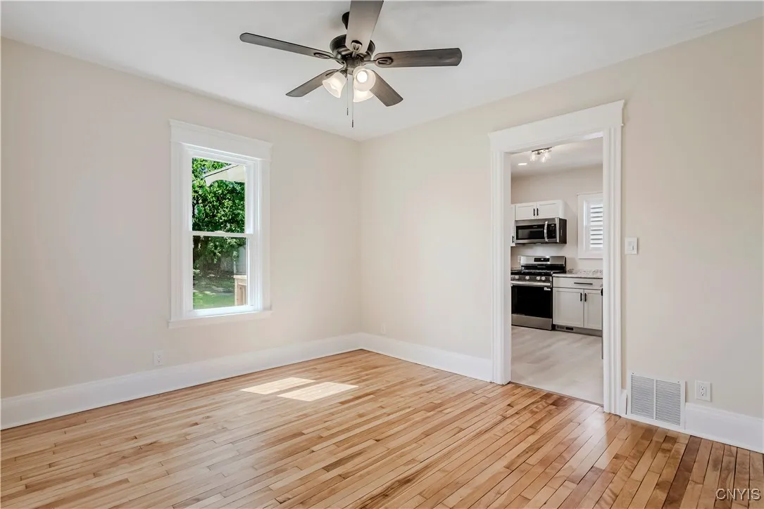 1915 Bradford Avenue, Utica, New York 13501, Utica, New York 13501, 4 Bedrooms Bedrooms, 8 Rooms Rooms,1 BathroomBathrooms,Residential,Closed,1915 Bradford Avenue, Utica, New York 13501,S1612147