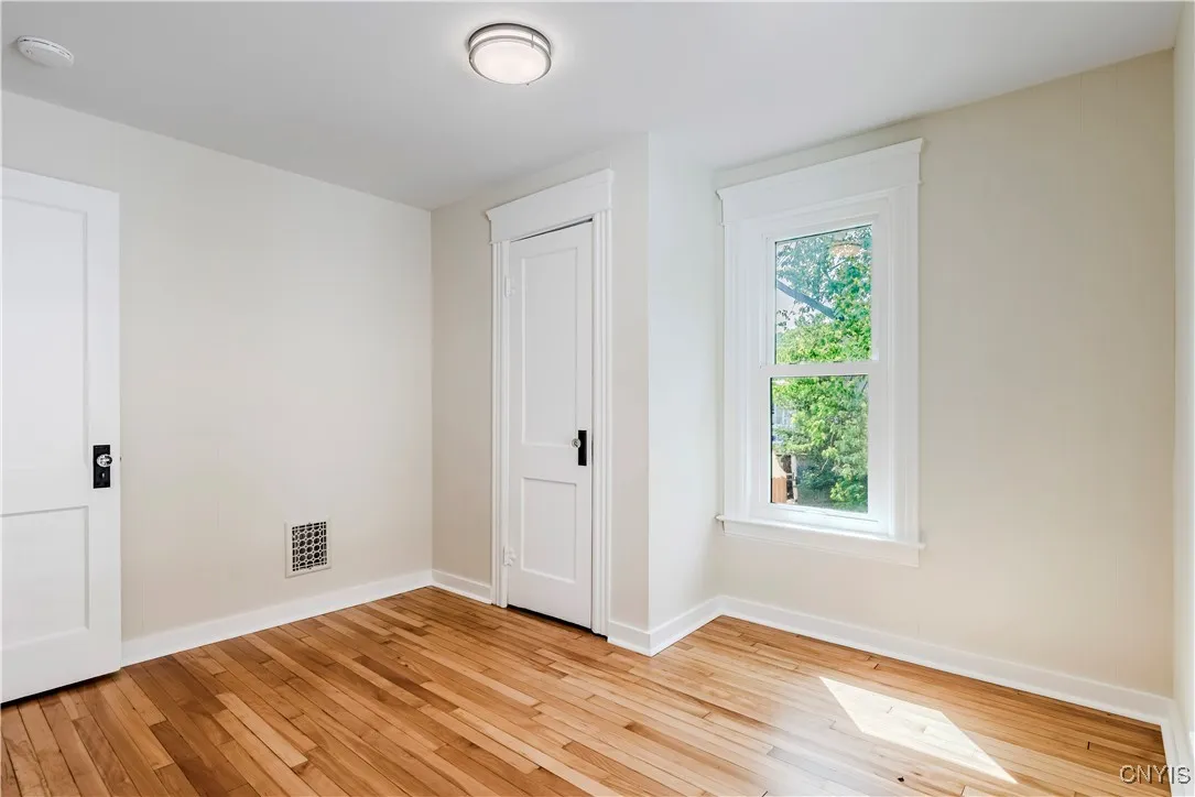 1915 Bradford Avenue, Utica, New York 13501, Utica, New York 13501, 4 Bedrooms Bedrooms, 8 Rooms Rooms,1 BathroomBathrooms,Residential,Closed,1915 Bradford Avenue, Utica, New York 13501,S1612147