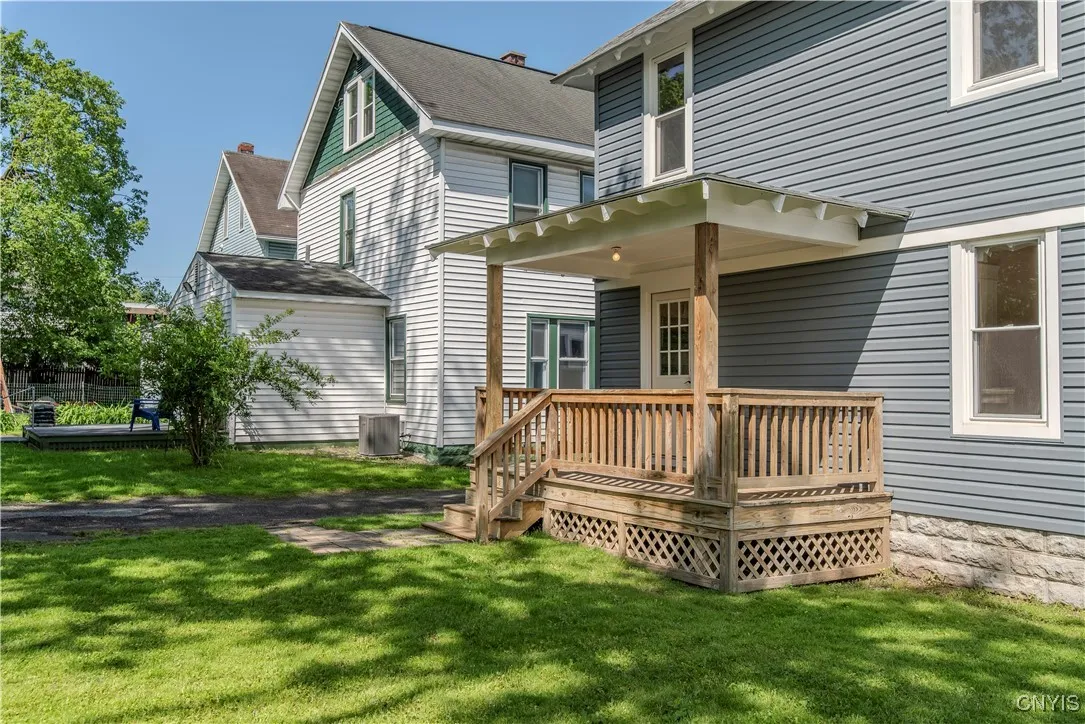 1915 Bradford Avenue, Utica, New York 13501, Utica, New York 13501, 4 Bedrooms Bedrooms, 8 Rooms Rooms,1 BathroomBathrooms,Residential,Closed,1915 Bradford Avenue, Utica, New York 13501,S1612147