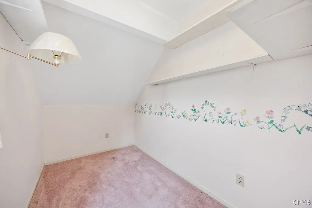 7739 Number 5 West Road, Pompey, New York 13063, Pompey, New York 13063, 3 Bedrooms Bedrooms, 7 Rooms Rooms,1 BathroomBathrooms,Residential,Closed,7739 Number 5 West Road, Pompey, New York 13063,0,S1611802