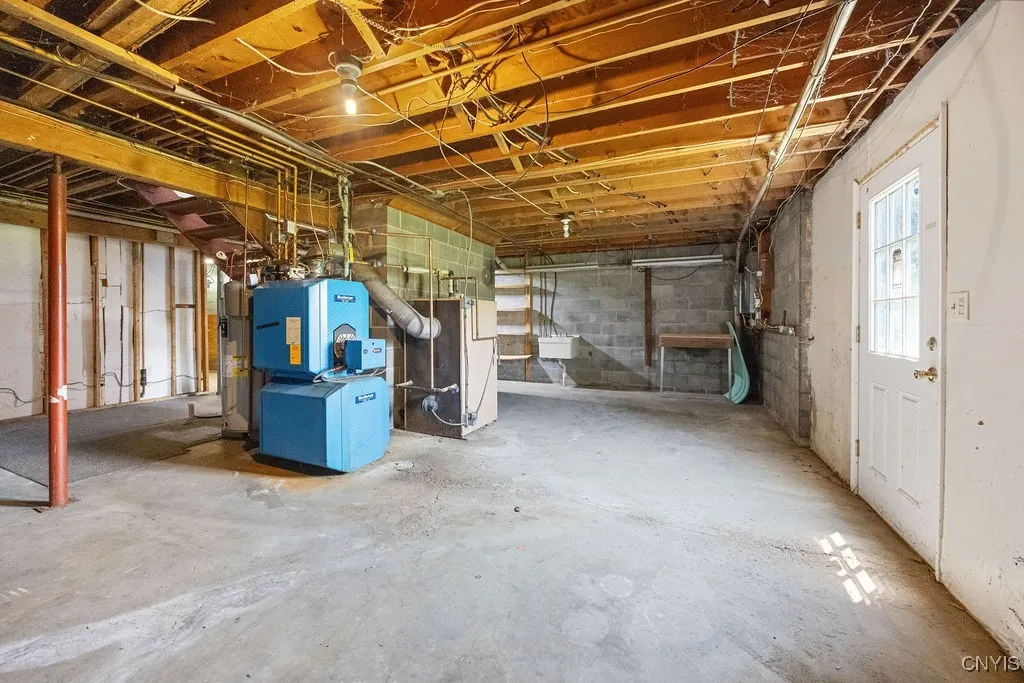 7739 Number 5 West Road, Pompey, New York 13063, Pompey, New York 13063, 3 Bedrooms Bedrooms, 7 Rooms Rooms,1 BathroomBathrooms,Residential,Closed,7739 Number 5 West Road, Pompey, New York 13063,0,S1611802