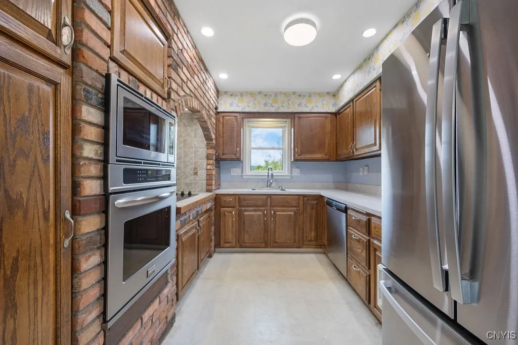 7739 Number 5 West Road, Pompey, New York 13063, Pompey, New York 13063, 3 Bedrooms Bedrooms, 7 Rooms Rooms,1 BathroomBathrooms,Residential,Closed,7739 Number 5 West Road, Pompey, New York 13063,0,S1611802
