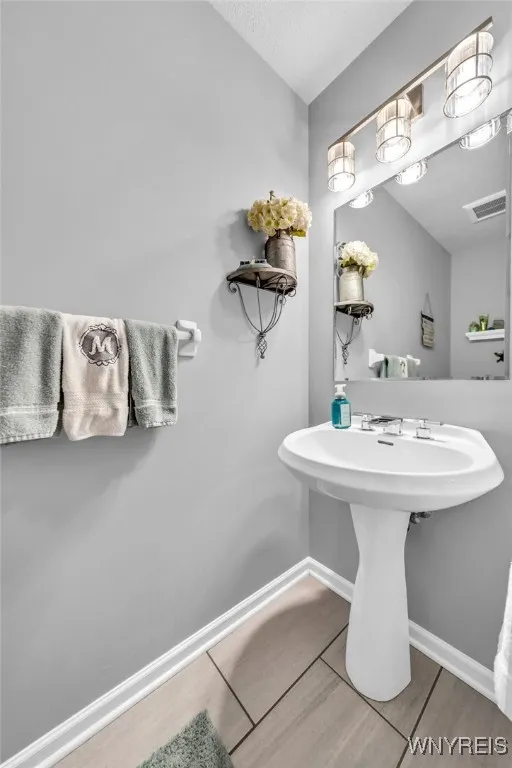 3780 Spice, Wheatfield, New York 14120, Wheatfield, New York 14120, 3 Bedrooms Bedrooms, 8 Rooms Rooms,2 BathroomsBathrooms,Residential,Closed,3780 Spice, Wheatfield, New York 14120,0,B1611015