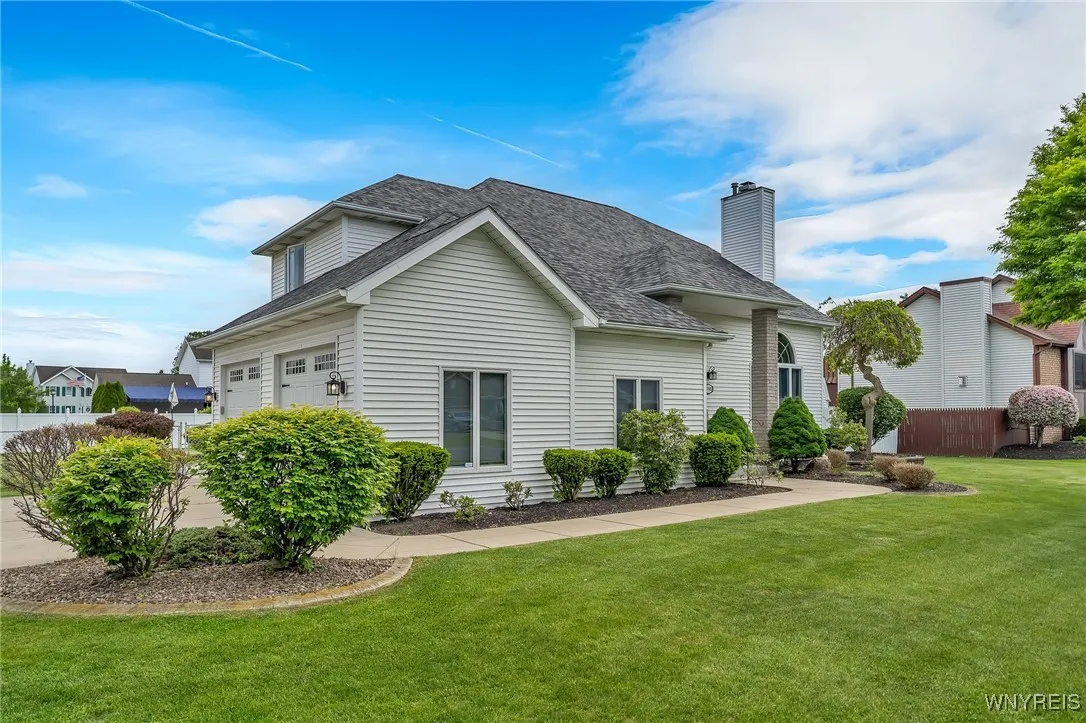 3780 Spice, Wheatfield, New York 14120, Wheatfield, New York 14120, 3 Bedrooms Bedrooms, 8 Rooms Rooms,2 BathroomsBathrooms,Residential,Closed,3780 Spice, Wheatfield, New York 14120,0,B1611015