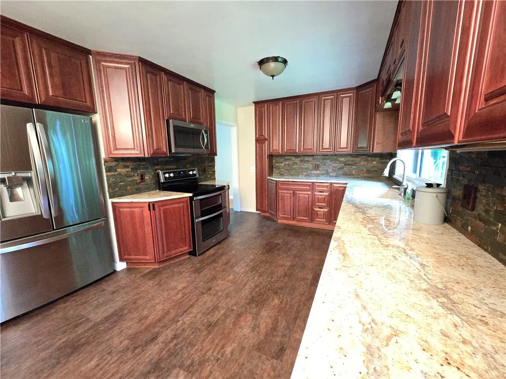 272 Mendon Center Road, Mendon, New York 14472, Mendon, New York 14472, 2 Bedrooms Bedrooms, 5 Rooms Rooms,1 BathroomBathrooms,Residential,Closed,272 Mendon Center Road, Mendon, New York 14472,R1610249