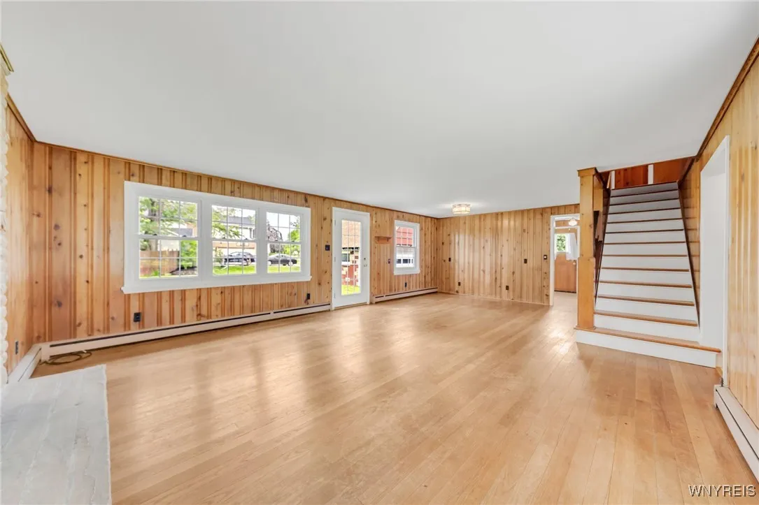 430 Getzville Road, Amherst, New York 14226, Amherst, New York 14226, 4 Bedrooms Bedrooms, 6 Rooms Rooms,2 BathroomsBathrooms,Residential,Closed,430 Getzville Road, Amherst, New York 14226,B1611401