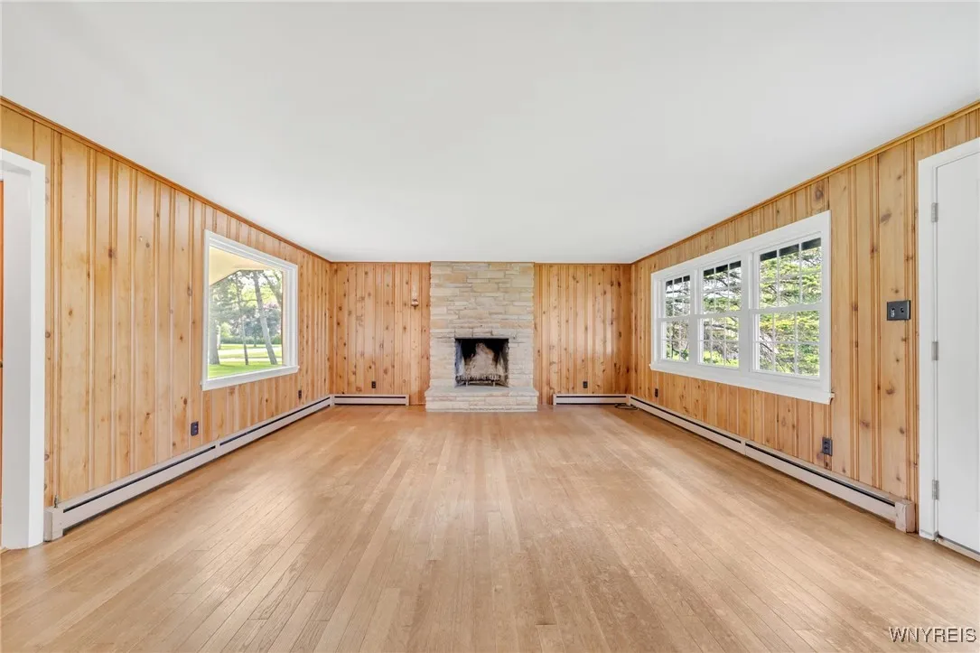 430 Getzville Road, Amherst, New York 14226, Amherst, New York 14226, 4 Bedrooms Bedrooms, 6 Rooms Rooms,2 BathroomsBathrooms,Residential,Closed,430 Getzville Road, Amherst, New York 14226,B1611401