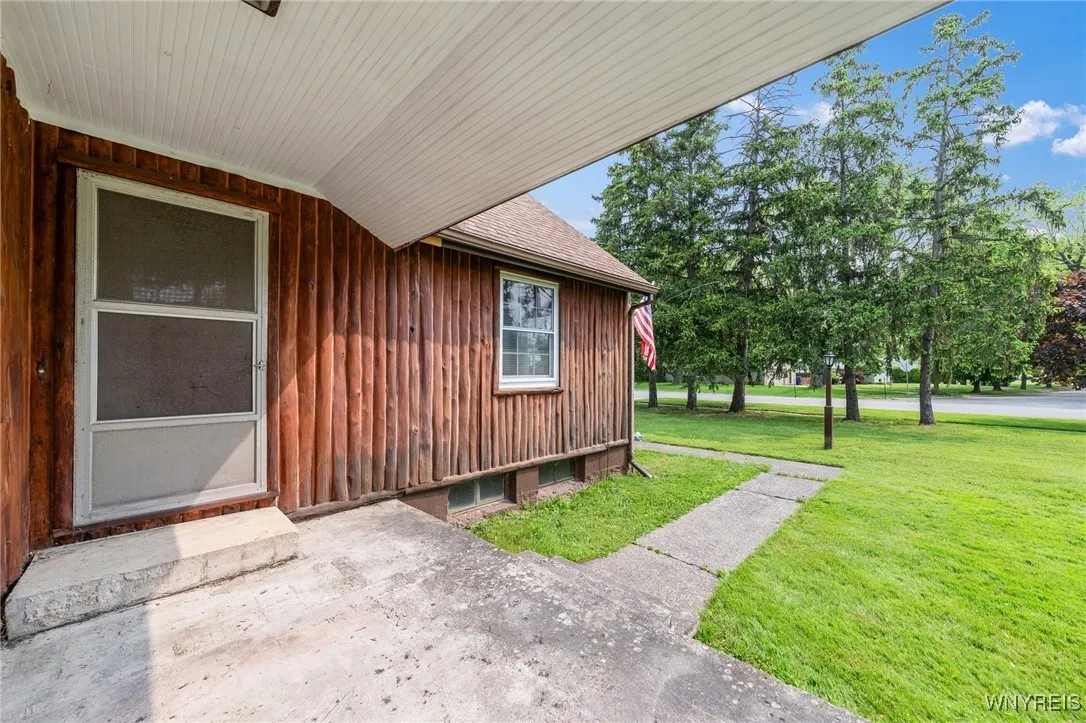 430 Getzville Road, Amherst, New York 14226, Amherst, New York 14226, 4 Bedrooms Bedrooms, 6 Rooms Rooms,2 BathroomsBathrooms,Residential,Closed,430 Getzville Road, Amherst, New York 14226,B1611401