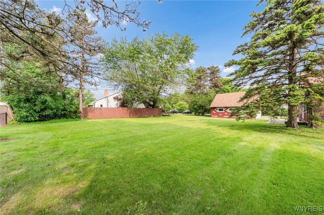 430 Getzville Road, Amherst, New York 14226, Amherst, New York 14226, 4 Bedrooms Bedrooms, 6 Rooms Rooms,2 BathroomsBathrooms,Residential,Closed,430 Getzville Road, Amherst, New York 14226,B1611401