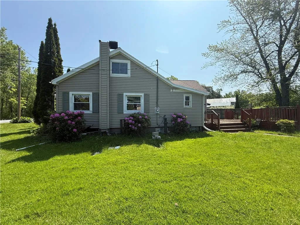 113 Mccaffrey Avenue, Amsterdam, New York 12086, Amsterdam, New York 12086, 2 Bedrooms Bedrooms, 5 Rooms Rooms,1 BathroomBathrooms,Residential,Closed,113 Mccaffrey Avenue, Amsterdam, New York 12086,0,R1612261