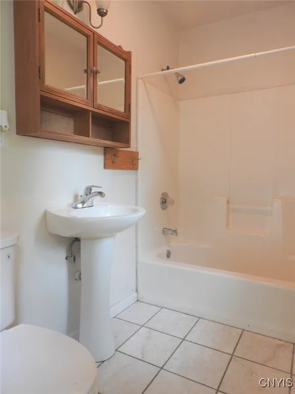 196 Elton Avenue, Onondaga, New York 13205, Onondaga, New York 13205, 2 Rooms Rooms,1 BathroomBathrooms,Residential,Closed,196 Elton Avenue, Onondaga, New York 13205,0,S1612051
