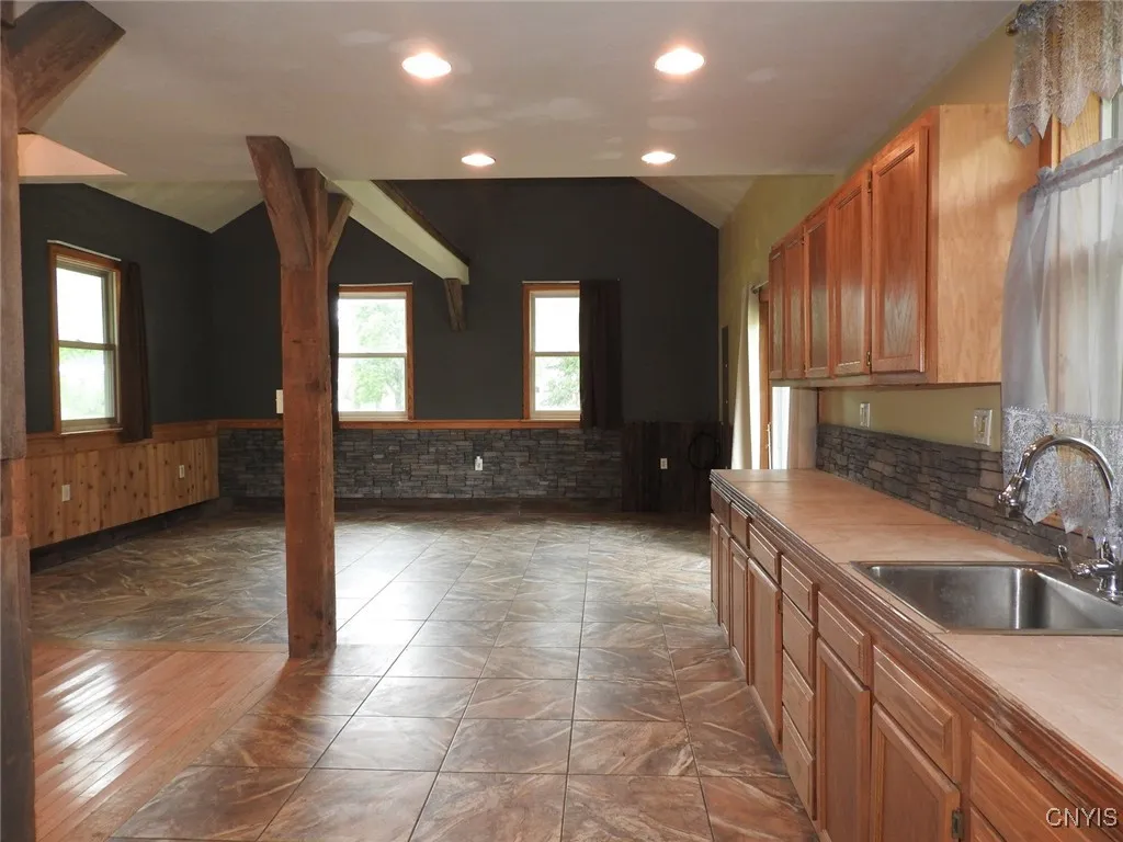196 Elton Avenue, Onondaga, New York 13205, Onondaga, New York 13205, 2 Rooms Rooms,1 BathroomBathrooms,Residential,Closed,196 Elton Avenue, Onondaga, New York 13205,0,S1612051