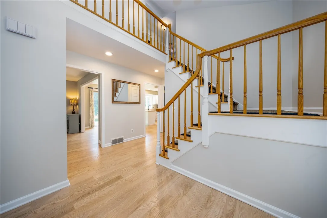 6 Barben Circle, Mendon, New York 14506, Mendon, New York 14506, 4 Bedrooms Bedrooms, 12 Rooms Rooms,2 BathroomsBathrooms,Residential,Closed,6 Barben Circle, Mendon, New York 14506,R1611598