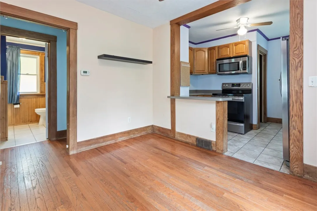 206 Dearcop Drive, Gates, New York 14624, Gates, New York 14624, 4 Bedrooms Bedrooms, 6 Rooms Rooms,2 BathroomsBathrooms,Residential,Closed,206 Dearcop Drive, Gates, New York 14624,R1608980