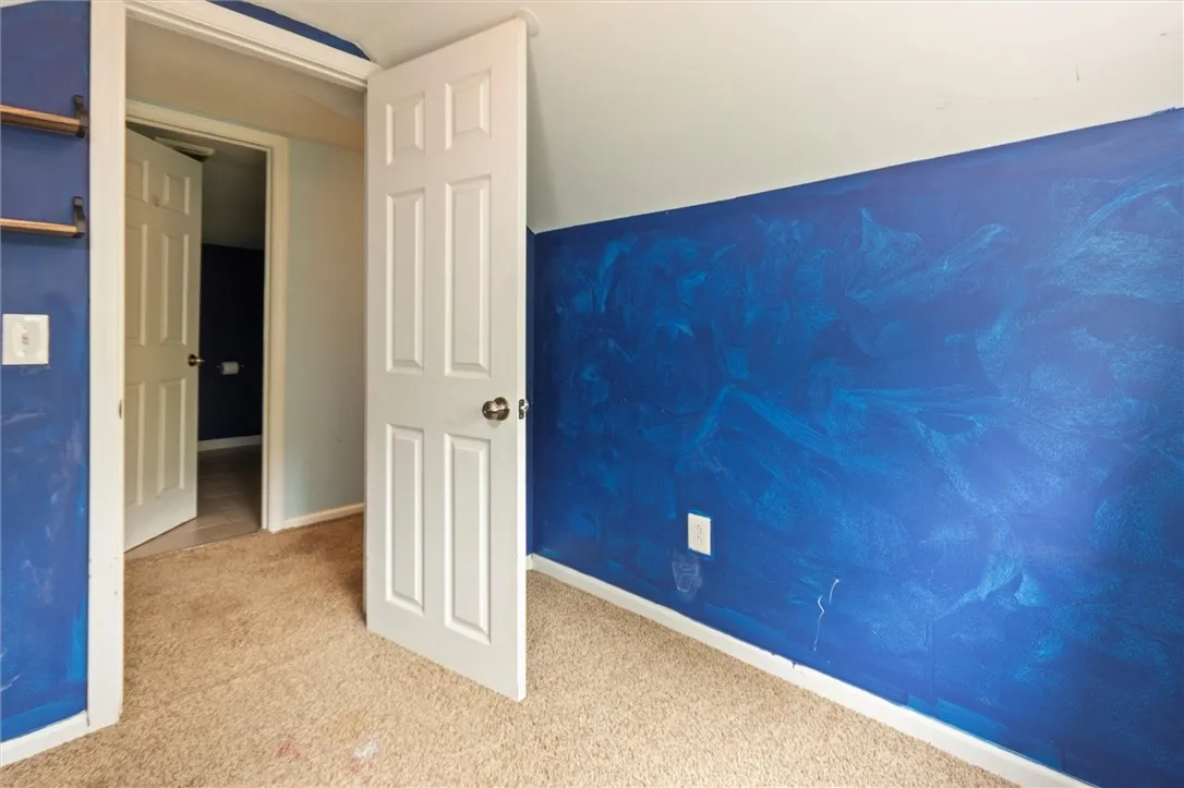 206 Dearcop Drive, Gates, New York 14624, Gates, New York 14624, 4 Bedrooms Bedrooms, 6 Rooms Rooms,2 BathroomsBathrooms,Residential,Closed,206 Dearcop Drive, Gates, New York 14624,R1608980