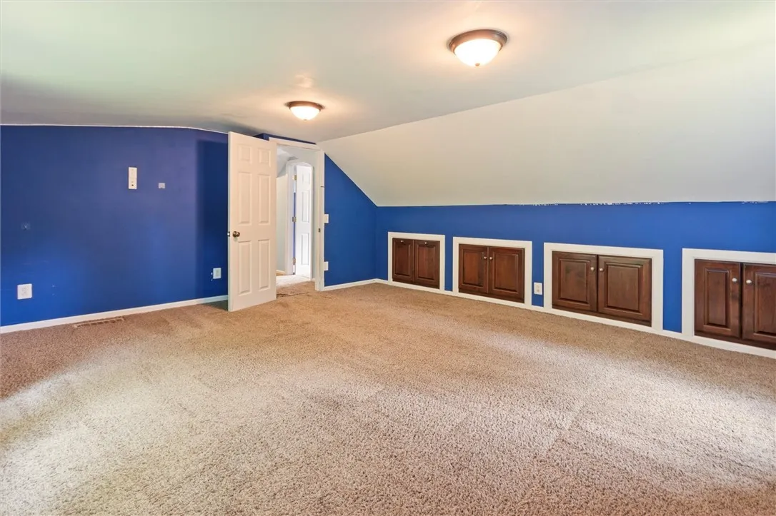 206 Dearcop Drive, Gates, New York 14624, Gates, New York 14624, 4 Bedrooms Bedrooms, 6 Rooms Rooms,2 BathroomsBathrooms,Residential,Closed,206 Dearcop Drive, Gates, New York 14624,R1608980