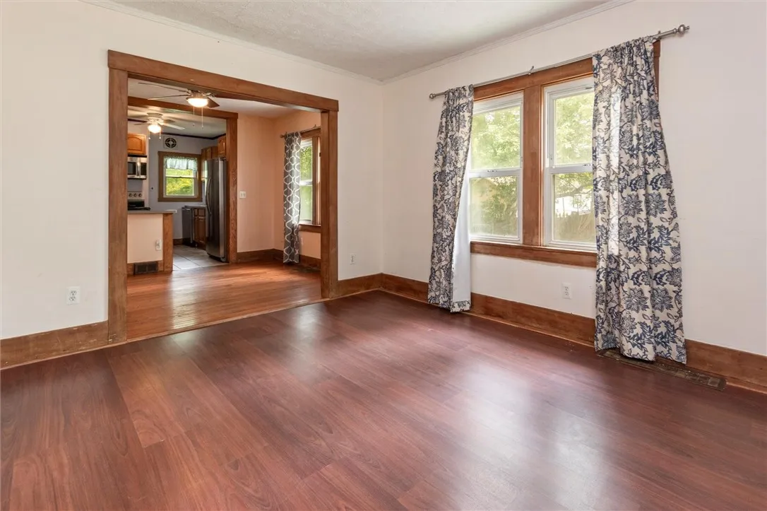 206 Dearcop Drive, Gates, New York 14624, Gates, New York 14624, 4 Bedrooms Bedrooms, 6 Rooms Rooms,2 BathroomsBathrooms,Residential,Closed,206 Dearcop Drive, Gates, New York 14624,R1608980