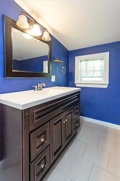 206 Dearcop Drive, Gates, New York 14624, Gates, New York 14624, 4 Bedrooms Bedrooms, 6 Rooms Rooms,2 BathroomsBathrooms,Residential,Closed,206 Dearcop Drive, Gates, New York 14624,R1608980
