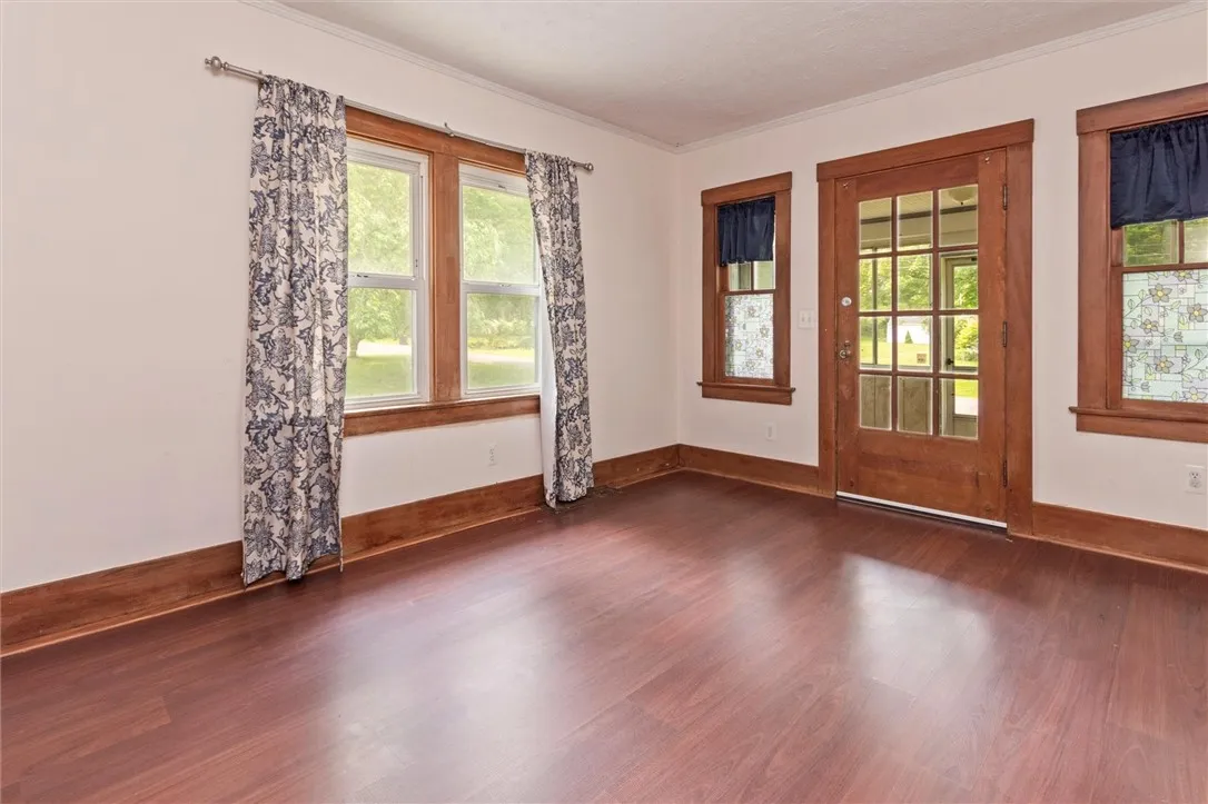 206 Dearcop Drive, Gates, New York 14624, Gates, New York 14624, 4 Bedrooms Bedrooms, 6 Rooms Rooms,2 BathroomsBathrooms,Residential,Closed,206 Dearcop Drive, Gates, New York 14624,R1608980
