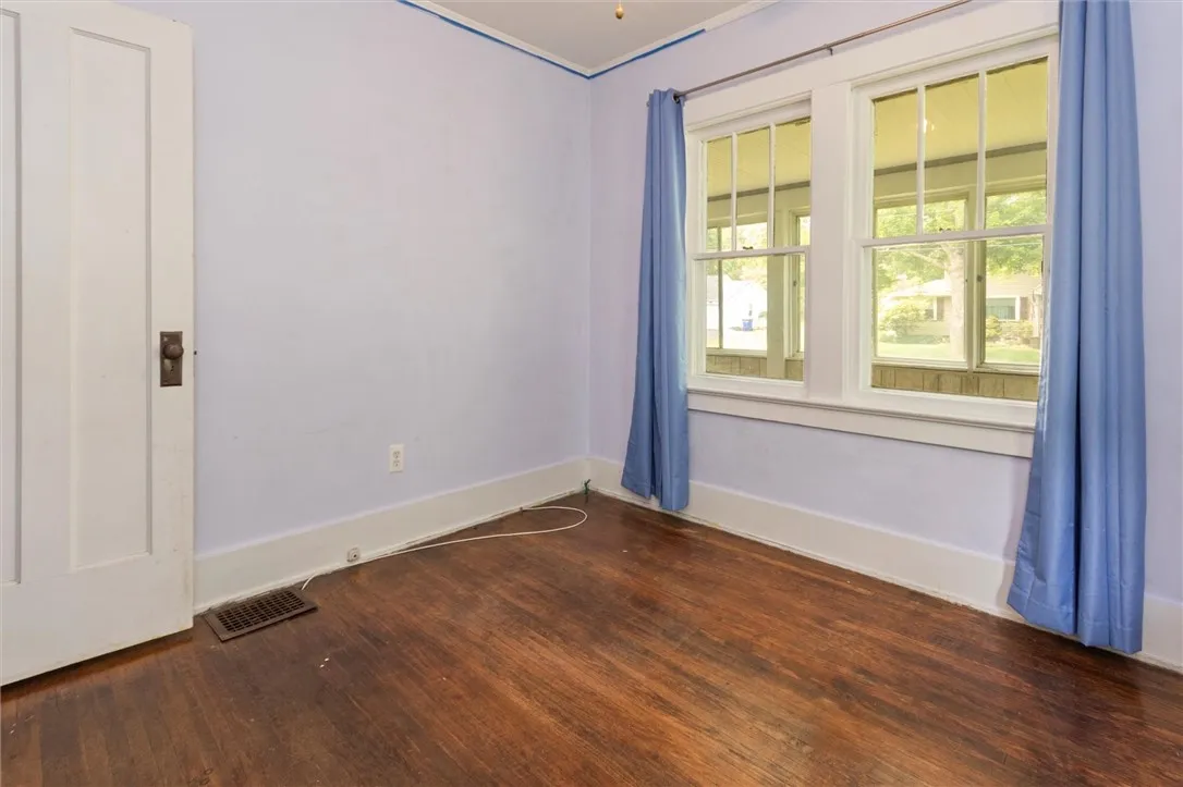 206 Dearcop Drive, Gates, New York 14624, Gates, New York 14624, 4 Bedrooms Bedrooms, 6 Rooms Rooms,2 BathroomsBathrooms,Residential,Closed,206 Dearcop Drive, Gates, New York 14624,R1608980