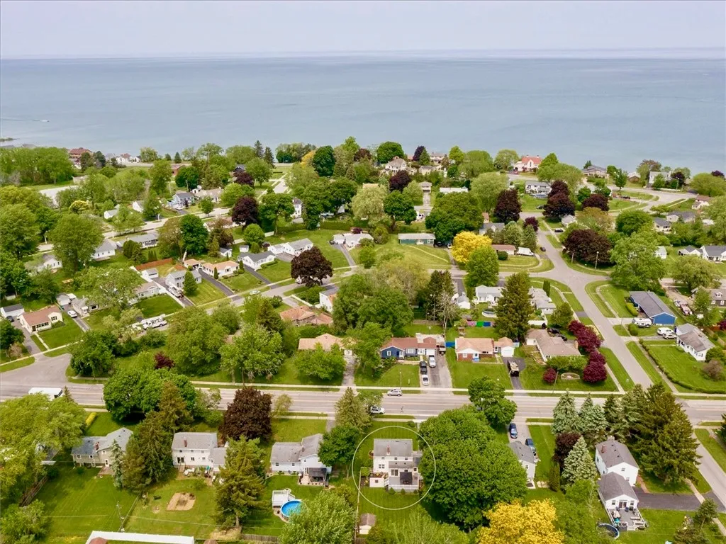 Close to Lake Ontario