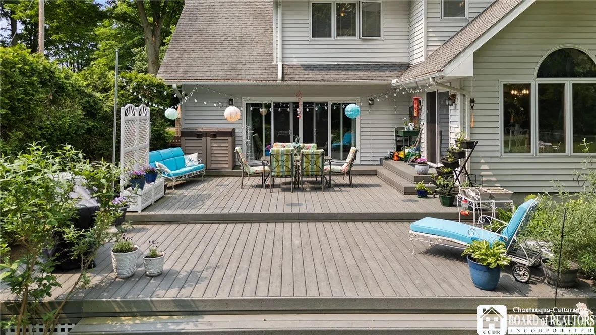 10348 Chestnut Road, Pomfret, New York 14048, Pomfret, New York 14048, 4 Bedrooms Bedrooms, 13 Rooms Rooms,2 BathroomsBathrooms,Residential,For Sale,10348 Chestnut Road, Pomfret, New York 14048,R1612099