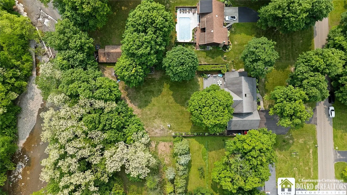 10348 Chestnut Road, Pomfret, New York 14048, Pomfret, New York 14048, 4 Bedrooms Bedrooms, 13 Rooms Rooms,2 BathroomsBathrooms,Residential,For Sale,10348 Chestnut Road, Pomfret, New York 14048,R1612099
