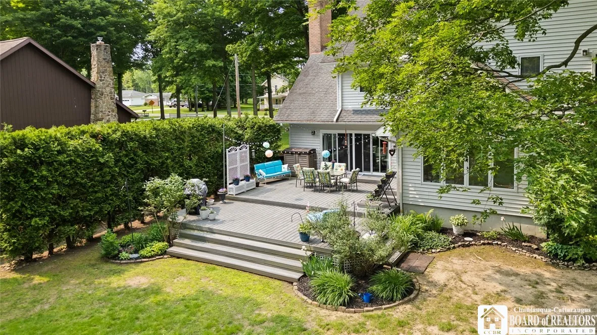 10348 Chestnut Road, Pomfret, New York 14048, Pomfret, New York 14048, 4 Bedrooms Bedrooms, 13 Rooms Rooms,2 BathroomsBathrooms,Residential,For Sale,10348 Chestnut Road, Pomfret, New York 14048,R1612099