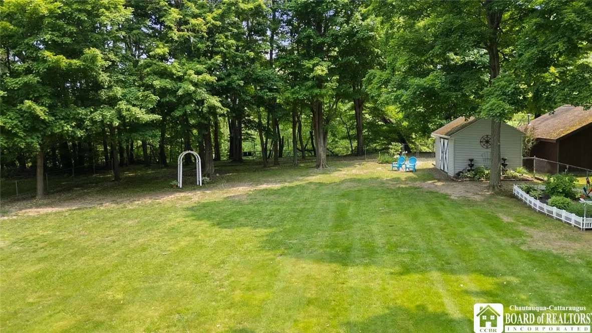10348 Chestnut Road, Pomfret, New York 14048, Pomfret, New York 14048, 4 Bedrooms Bedrooms, 13 Rooms Rooms,2 BathroomsBathrooms,Residential,For Sale,10348 Chestnut Road, Pomfret, New York 14048,R1612099