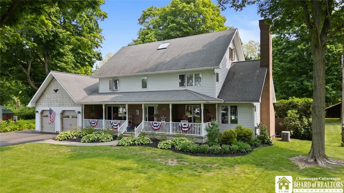 10348 Chestnut Road, Pomfret, New York 14048, Pomfret, New York 14048, 4 Bedrooms Bedrooms, 13 Rooms Rooms,2 BathroomsBathrooms,Residential,For Sale,10348 Chestnut Road, Pomfret, New York 14048,R1612099