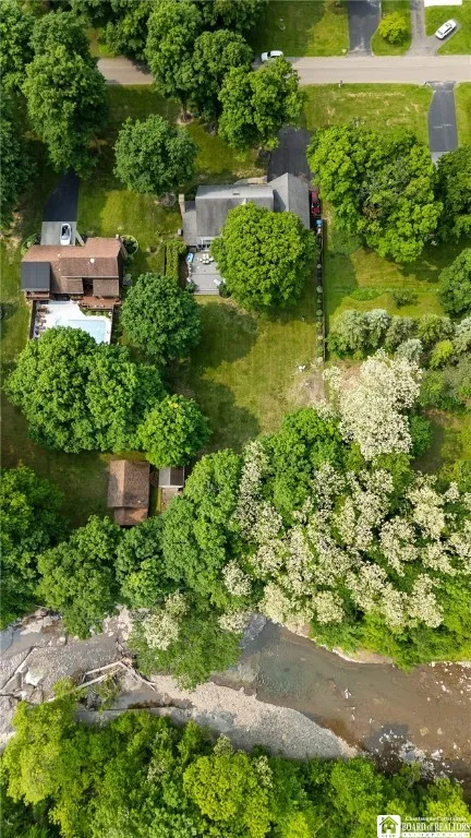 10348 Chestnut Road, Pomfret, New York 14048, Pomfret, New York 14048, 4 Bedrooms Bedrooms, 13 Rooms Rooms,2 BathroomsBathrooms,Residential,For Sale,10348 Chestnut Road, Pomfret, New York 14048,R1612099