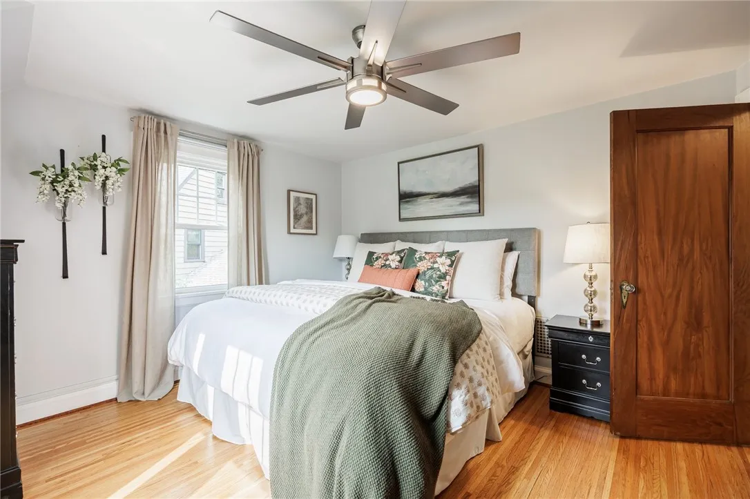 210 Carling Road, Rochester, New York 14610, Rochester, New York 14610, 3 Bedrooms Bedrooms, 7 Rooms Rooms,1 BathroomBathrooms,Residential,Closed,210 Carling Road, Rochester, New York 14610,R1610011