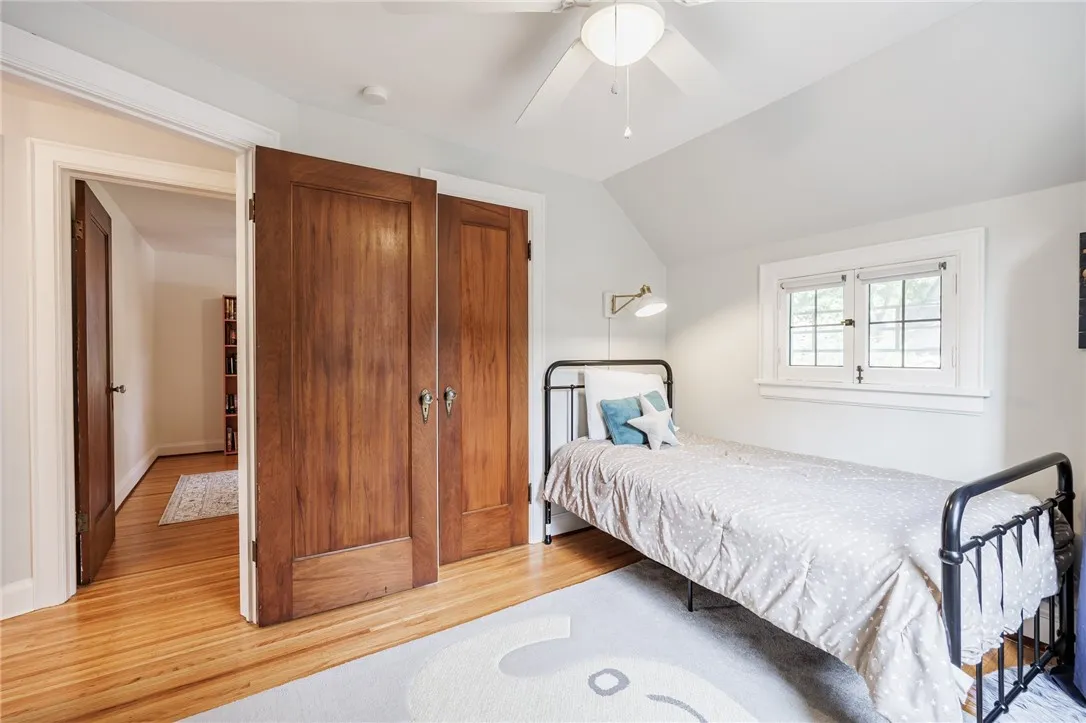 210 Carling Road, Rochester, New York 14610, Rochester, New York 14610, 3 Bedrooms Bedrooms, 7 Rooms Rooms,1 BathroomBathrooms,Residential,Closed,210 Carling Road, Rochester, New York 14610,R1610011