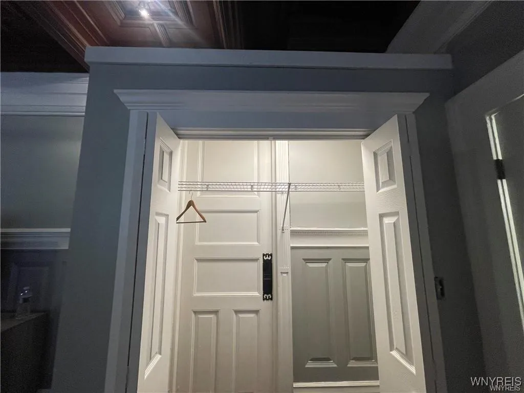 1115 Delaware Avenue Lower, Buffalo, New York 1420, Buffalo, New York 14209, 4 Bedrooms Bedrooms, 8 Rooms Rooms,2 BathroomsBathrooms,Residential Lease,Closed,1115 Delaware Avenue Lower, Buffalo, New York 1420,B1612311