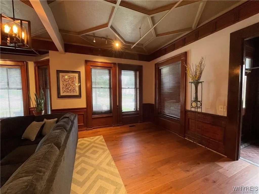 1115 Delaware Avenue Lower, Buffalo, New York 1420, Buffalo, New York 14209, 4 Bedrooms Bedrooms, 8 Rooms Rooms,2 BathroomsBathrooms,Residential Lease,Closed,1115 Delaware Avenue Lower, Buffalo, New York 1420,B1612311